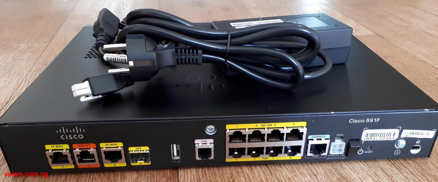 CISCO 800 Series C891F 8 Ports Integrated Services Router